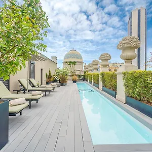 Casagrand Luxury Apartamento